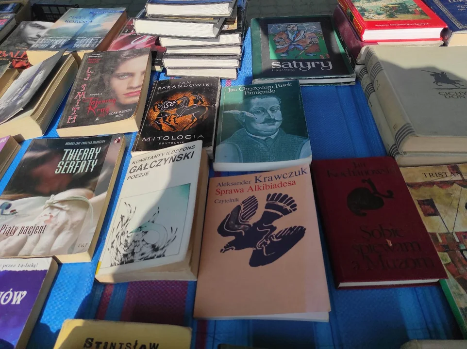 Tarnobrzeski Pchli Targ. Co można kupić?