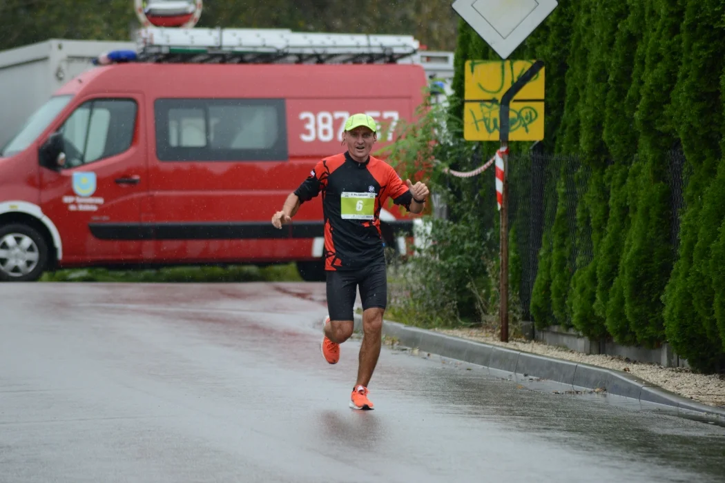 5. Bieg Szklarski Chmielów - Sandomierz - zdjęcia z biegu na dystansie 25 kilometrów