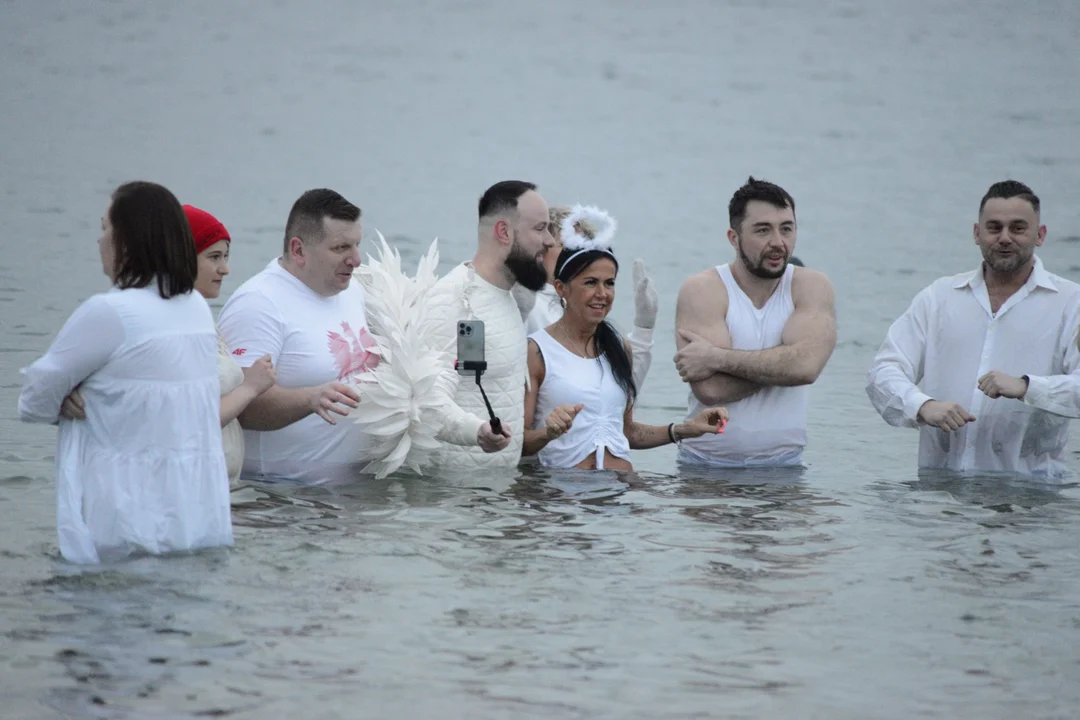 "Jezioro Aniołów" w lutym. Zobaczcie zdjęcia z plaży Jeziora Tarnobrzeskiego