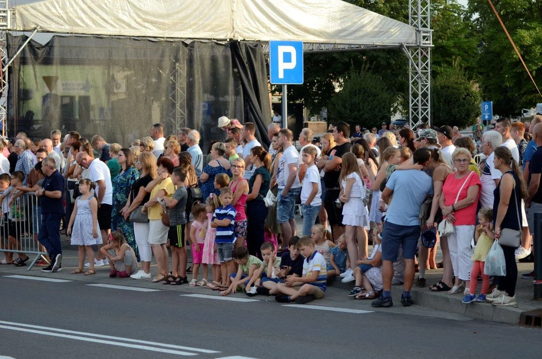 Na festynie w Kolbuszowej zjawiły się tłumy ludzi.