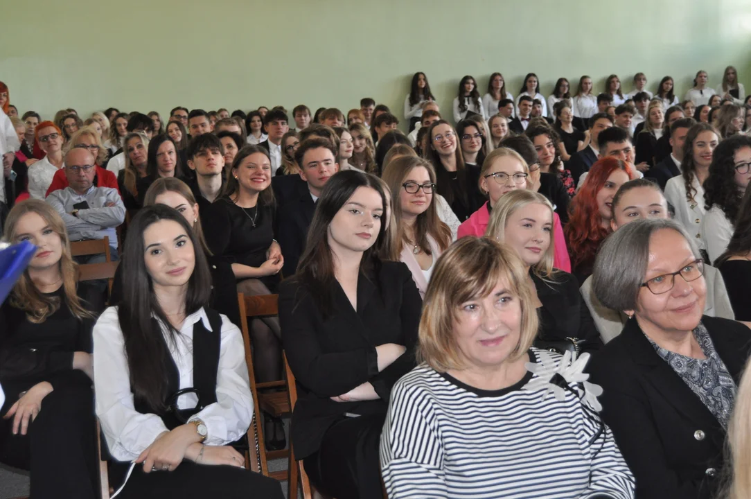 Zakończenie szkoły w I LO im. St. Konarskiego w Mielcu