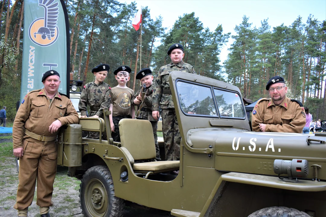 Zmotoryzowana grupa GHR im. gen. Stanisława Maczka na festynie "Dzień Ziemi" [ZDJĘCIA, WIDEO] - Zdjęcie główne