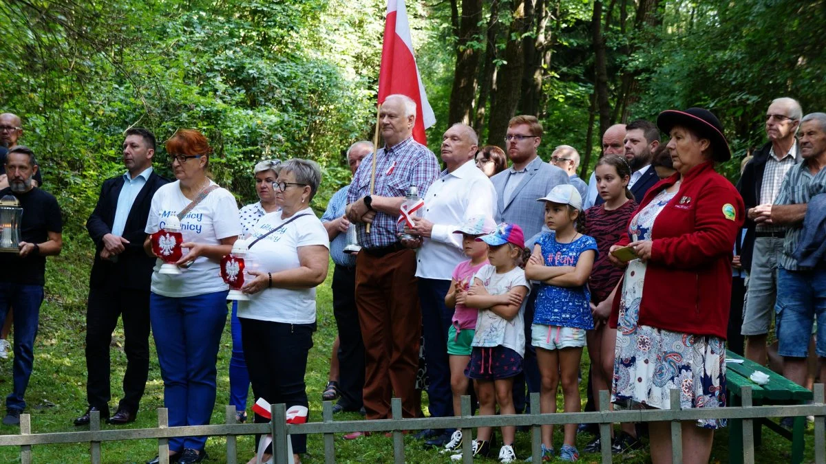 80. rocznica egzekucji w lesie Hanusiska. Pamięć o ofiarach i walce za wolność [ZDJĘCIA, WIDEO] - Zdjęcie główne