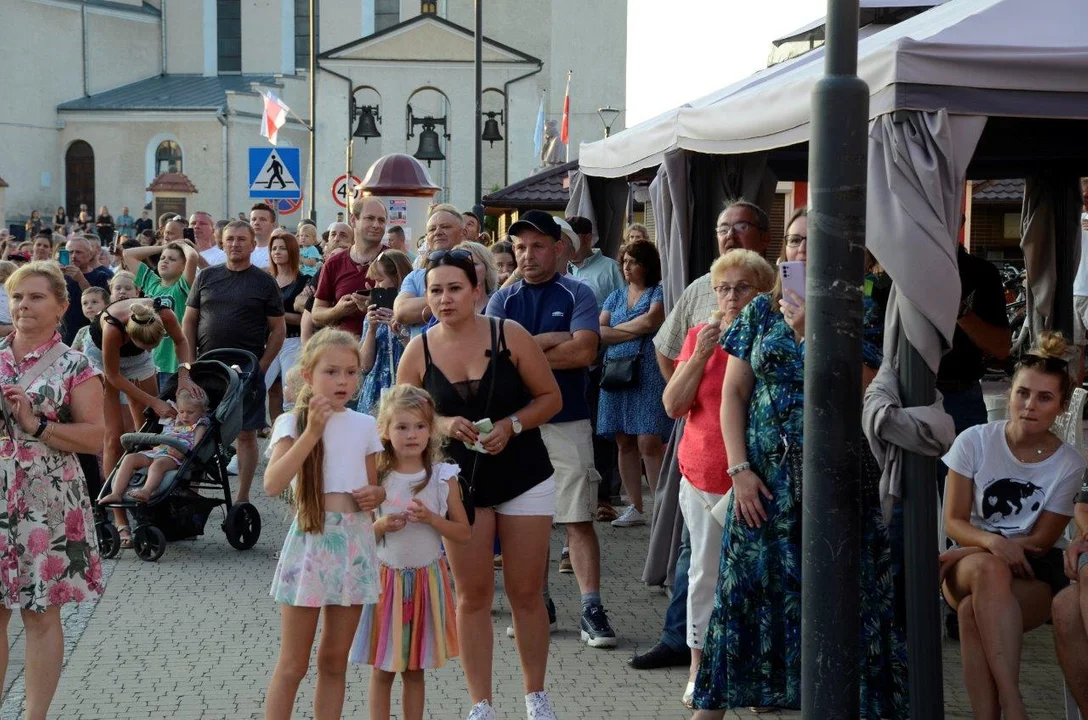 Na festynie w Kolbuszowej zjawiły się tłumy ludzi.