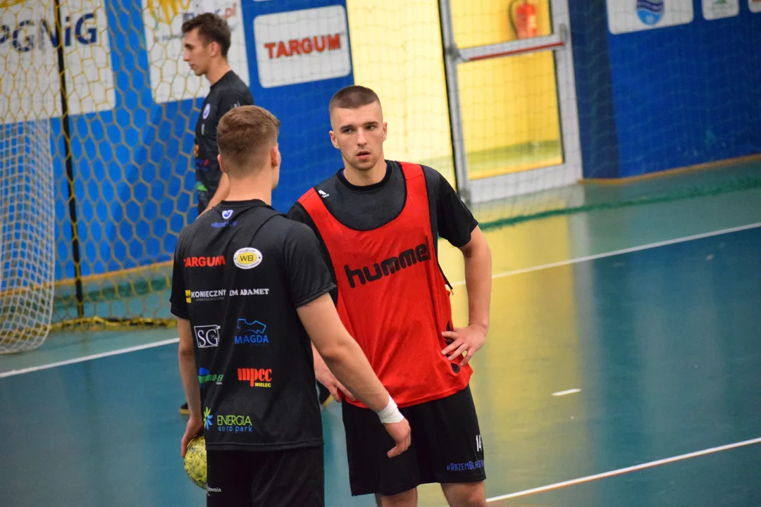 Handball Stal Mielec na treningu