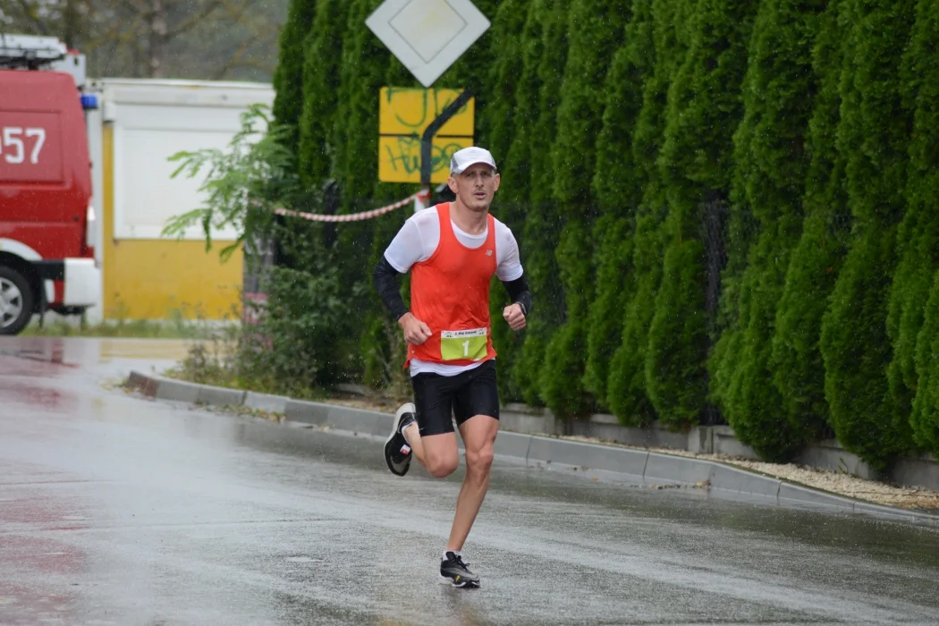 5. Bieg Szklarski Chmielów - Sandomierz - zdjęcia z biegu na dystansie 25 kilometrów