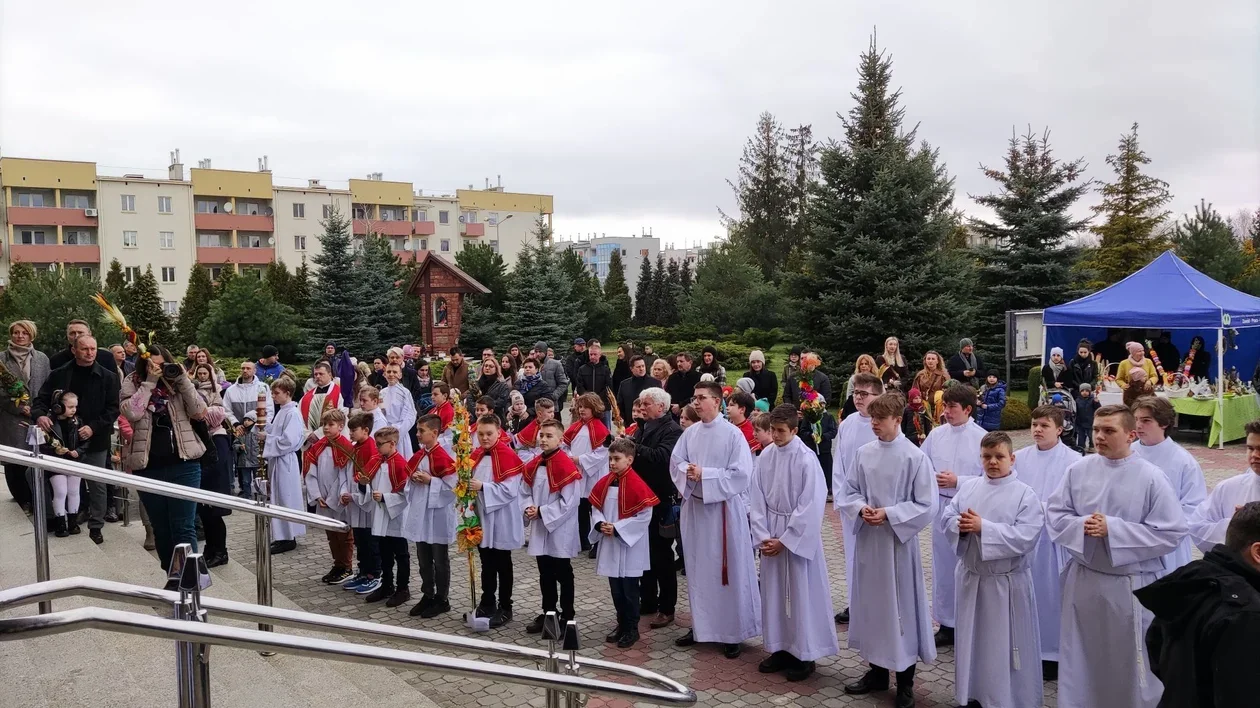 Weekend na Podkarpaciu. Od "Jeziora Aniołów" przez PKO Półmaraton Rzeszowski, aż po uroczystości religijne