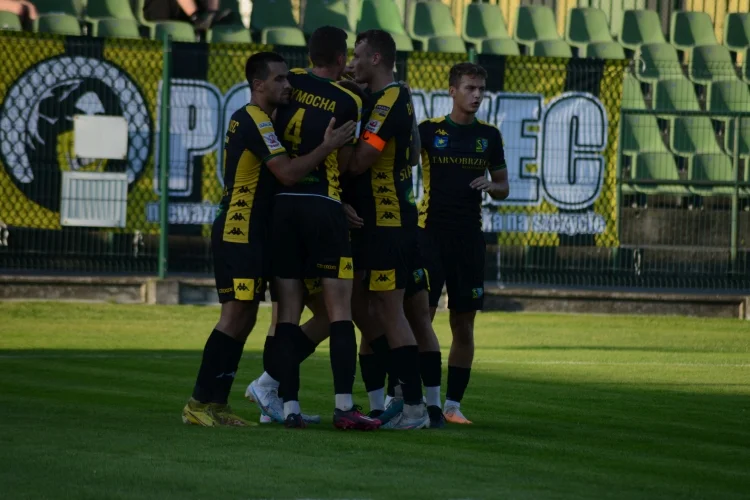 Siarka Tarnobrzeg - Czarni Połaniec 3:2
