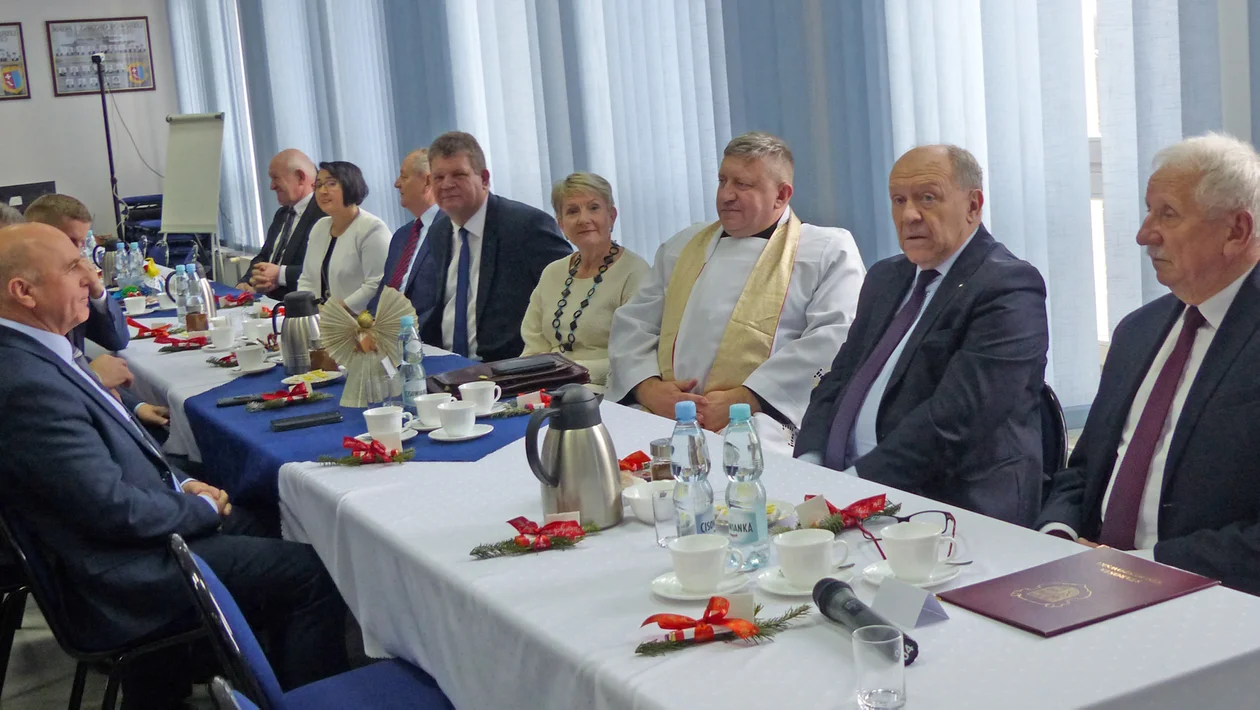 Świąteczna sesja Rady Powiatu w Kolbuszowej - grudzień 2022