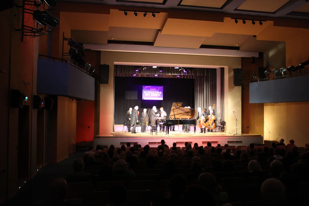 Koncert XVIII Międzynarodowego Forum Pianistycznego "Bieszczady bez granic" w Domu Kultury SCK Mielec