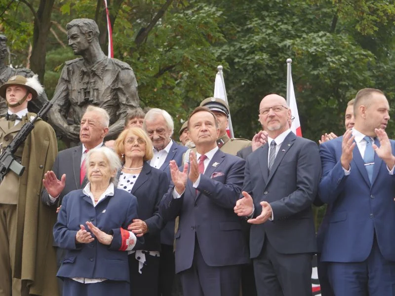 Odsłonięcie pomnika w Mielcu