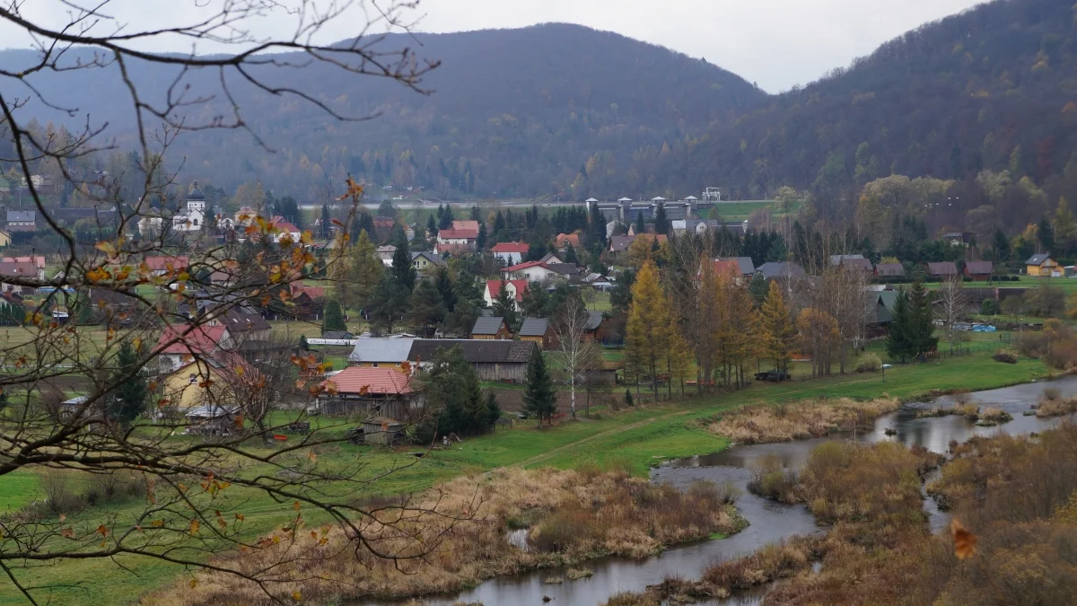 Zapora wodna i dolina Sanu. Zobaczcie zdjęcia z punktu widokowego w Myczkowcach [ZDJĘCIA] - Zdjęcie główne