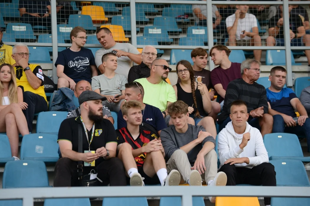 Trzecia liga, grupa 4: Siarka Tarnobrzeg - Garbarnia Kraków 0:0