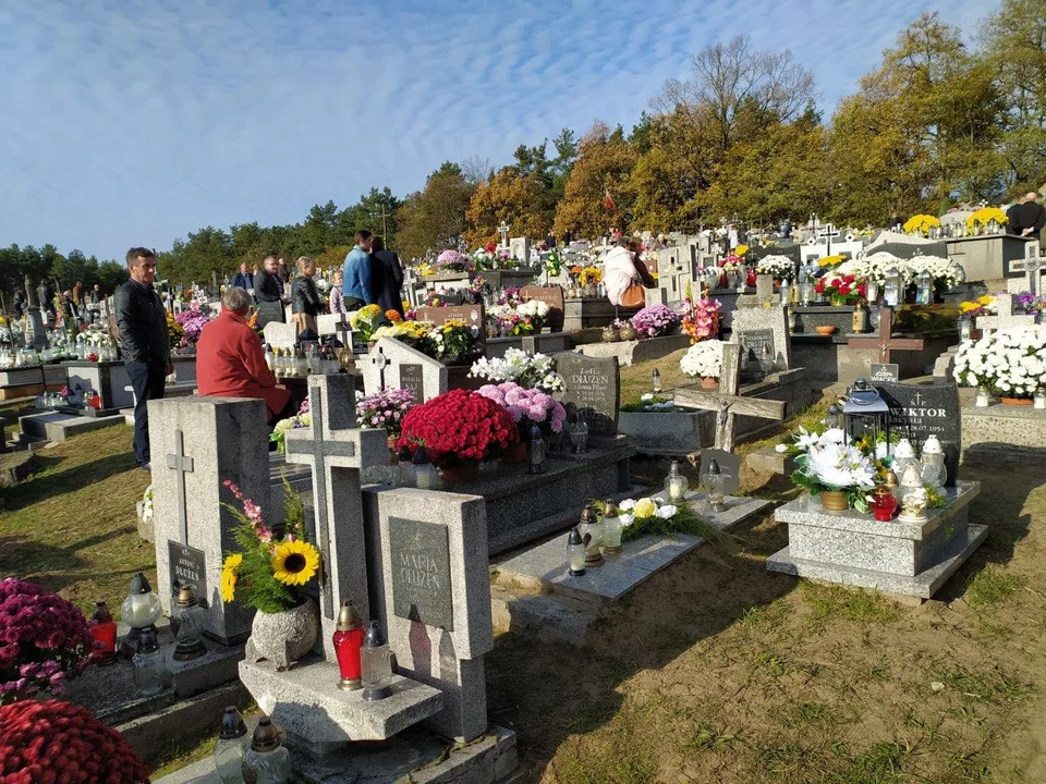 Wszystkich Świętych 2022. Cmentarz w Niwiskach
