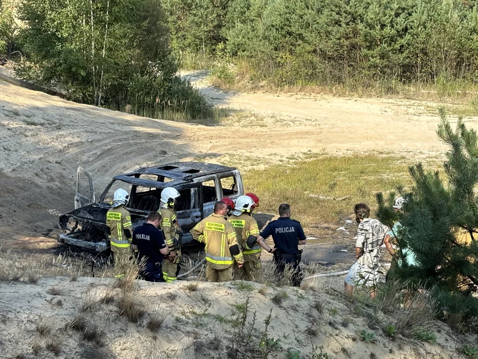 Pożar auta w Cmolasie