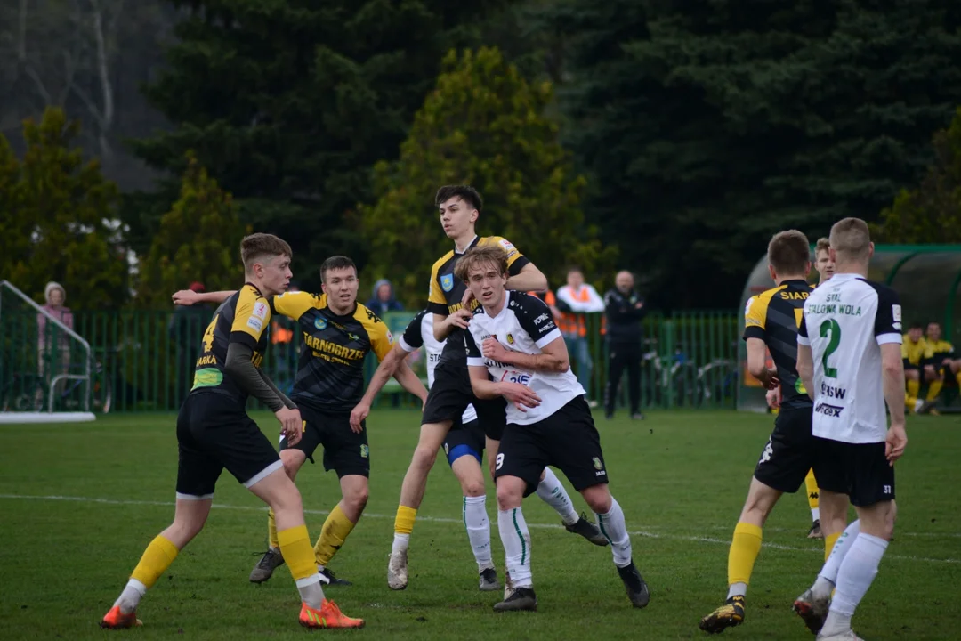 Klasa okręgowa, Stalowa Wola: Siarka II Tarnobrzeg - Stal II Stalowa Wola 1:2