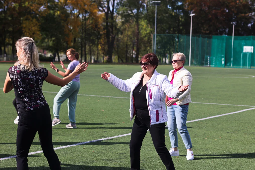 Zumba na stadionie Gryf w Mielcu