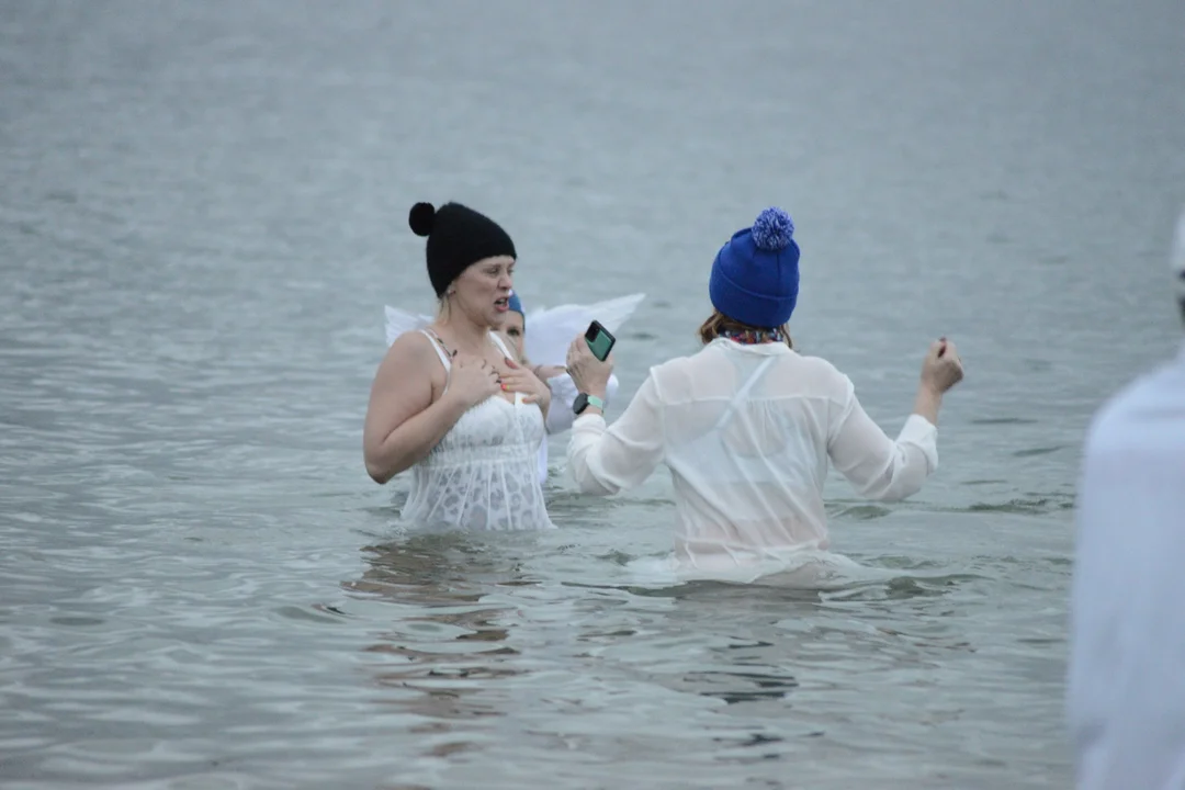 "Jezioro Aniołów" w lutym. Zobaczcie zdjęcia z plaży Jeziora Tarnobrzeskiego
