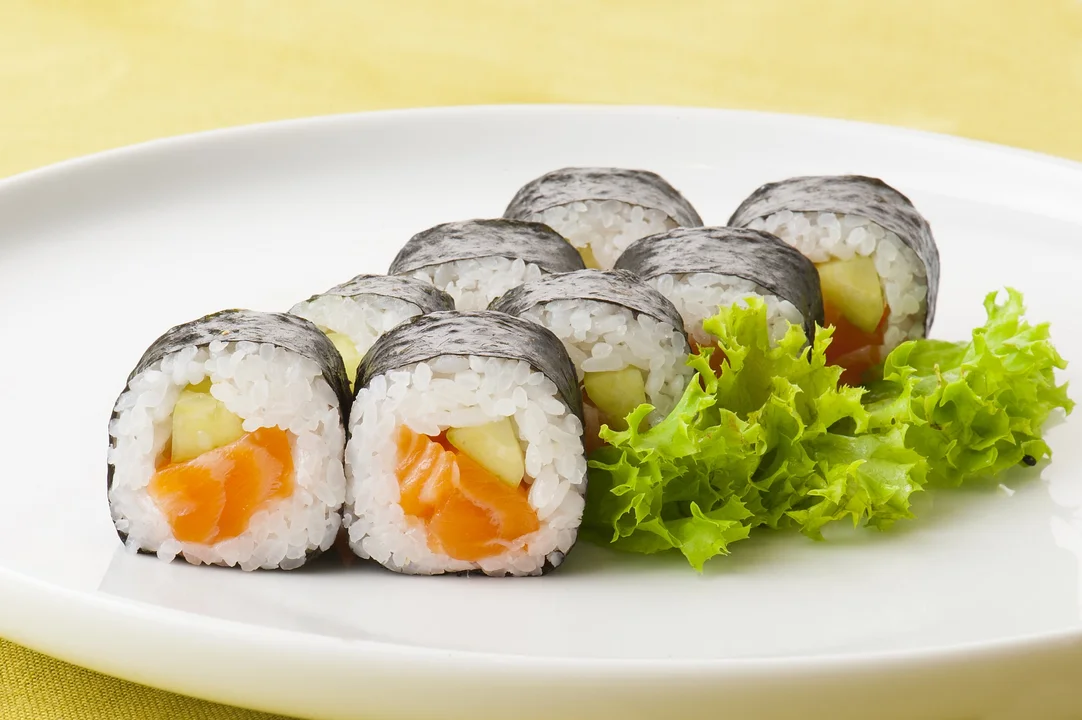 2. Sushi House 77. ul. Teofila Lenartowicza 17B/7. Ocena: 4.9 gwiazdki (231 opinii).