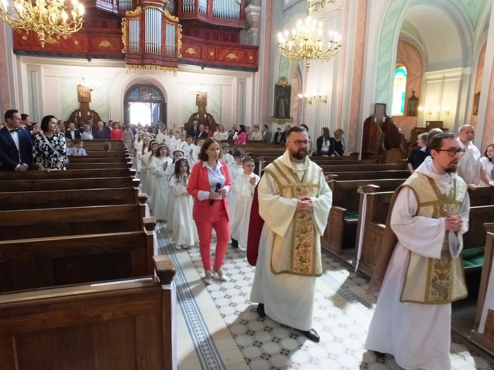 Pierwsza Komunia Święta w Klasztorze Ojców Dominikanów w Tarnobrzegu