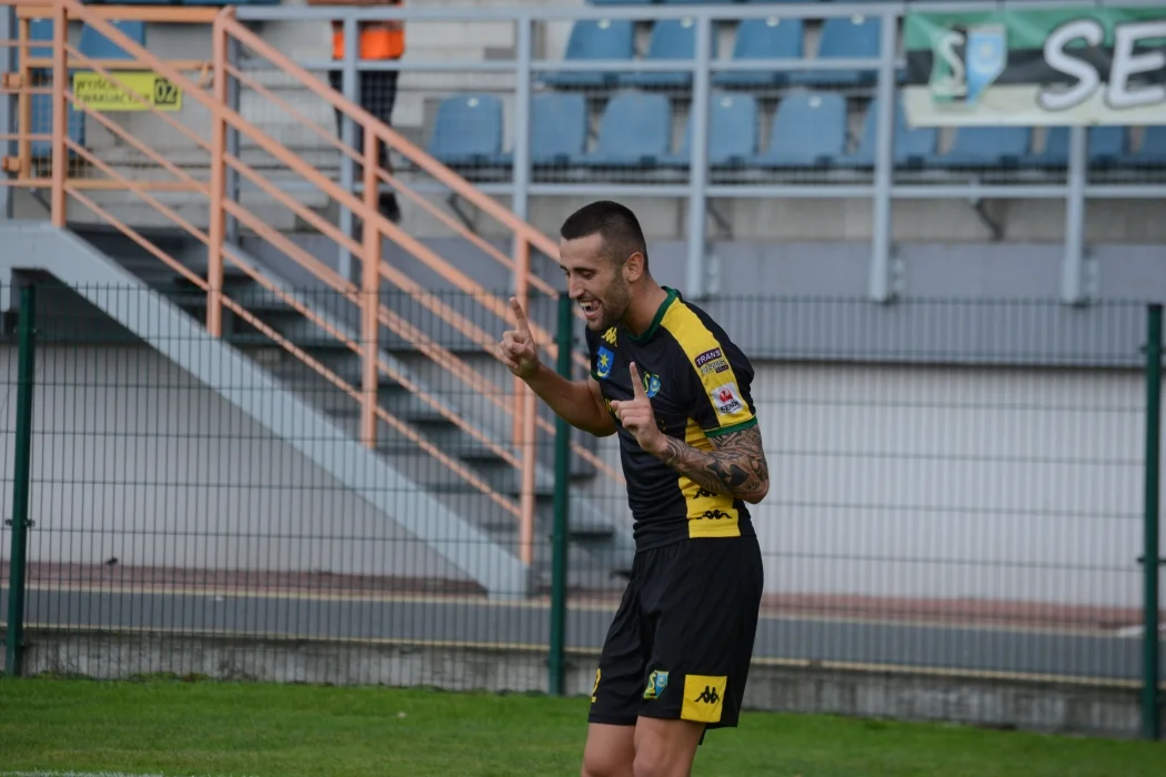 Trzecia liga, grupa 4: Siarka Tarnobrzeg - Sokół Sieniawa 2:0