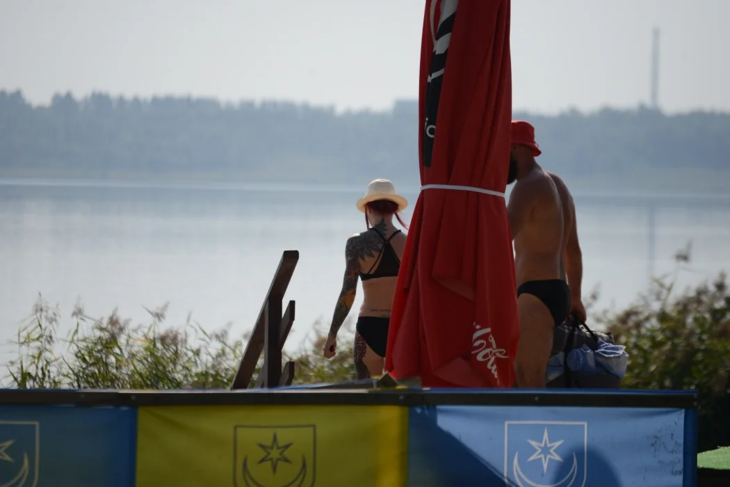 Upalna i leniwa środa nad Jeziorem Tarnobrzeskim