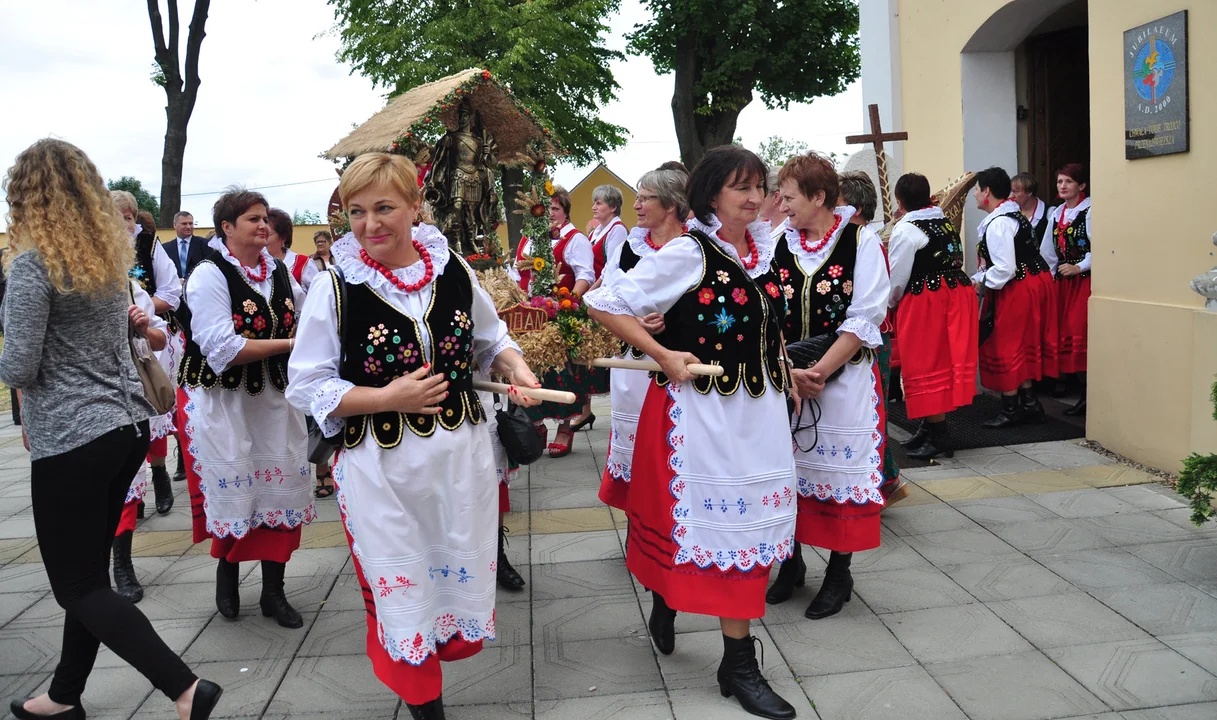 Dożynki gminne w Majdanie Królewskim 2015