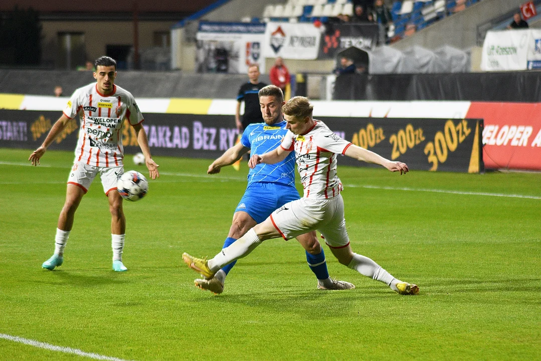 Fortuna 1. Liga: Resovia Rzeszów - Stal Rzeszów 1:2