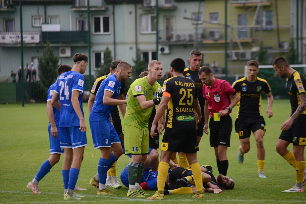 Trzecia liga, grupa 4: Siarka Tarnobrzeg - Sokół Sieniawa 2:0