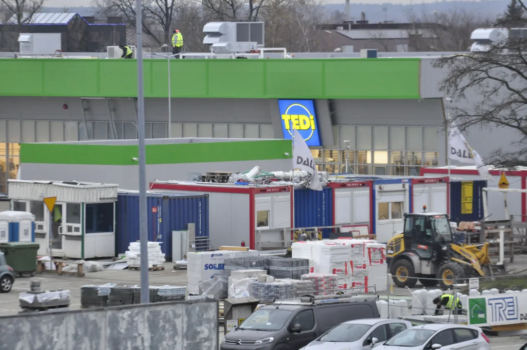 Zbliża się otwarcie Vendo Park. Wiemy, jakie sklepy w nim znajdziemy - Zdjęcie główne