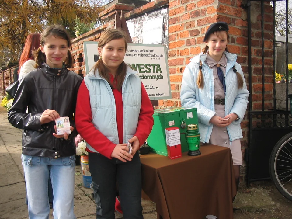 Wszystkich Świętych na archiwalnych zdjęciach