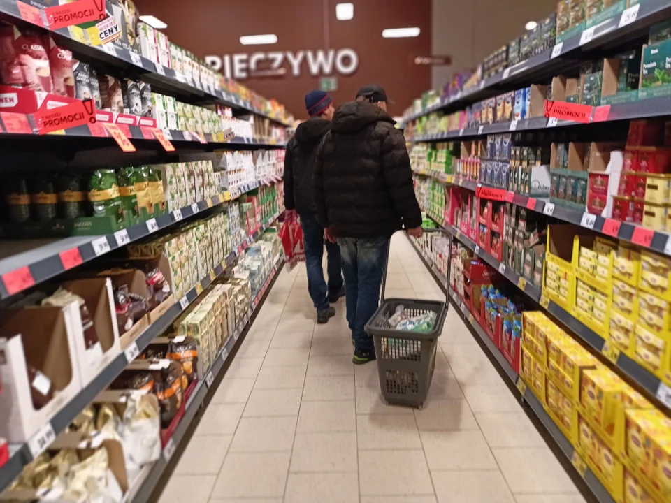 Kaufland na alei Rejtana pół tygodnia po otwarciu