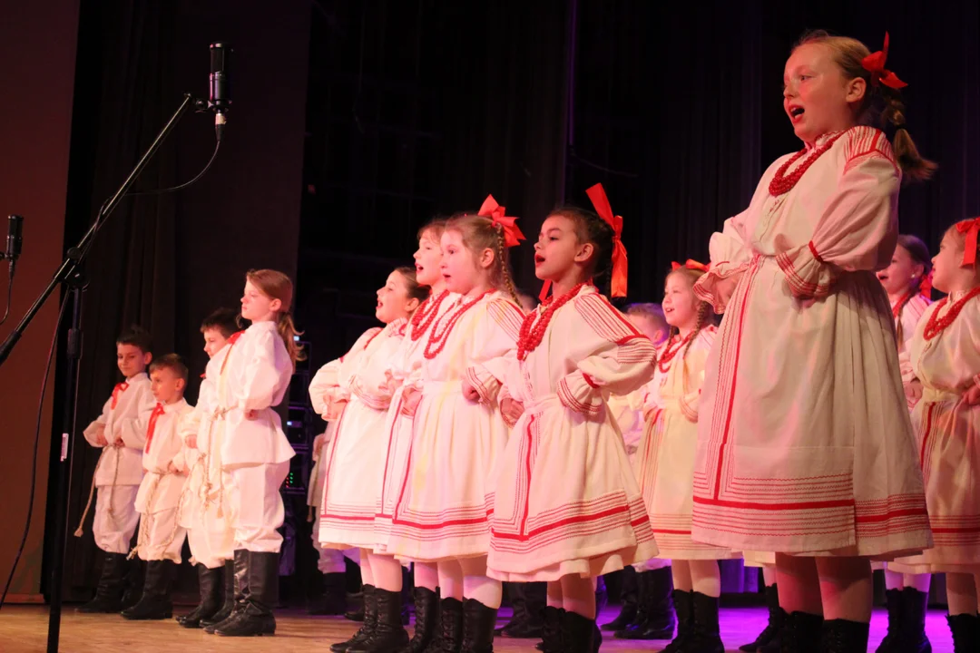 Taneczny Karnawał w Samorządowym Centrum Kultury - 2 część koncertu