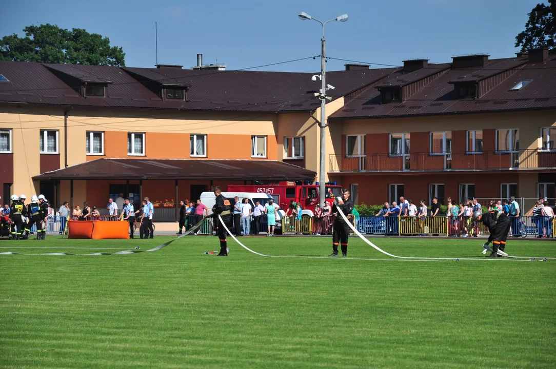 Druhowie w 2014 roku na stadionie sportowym w Kolbuszowej.