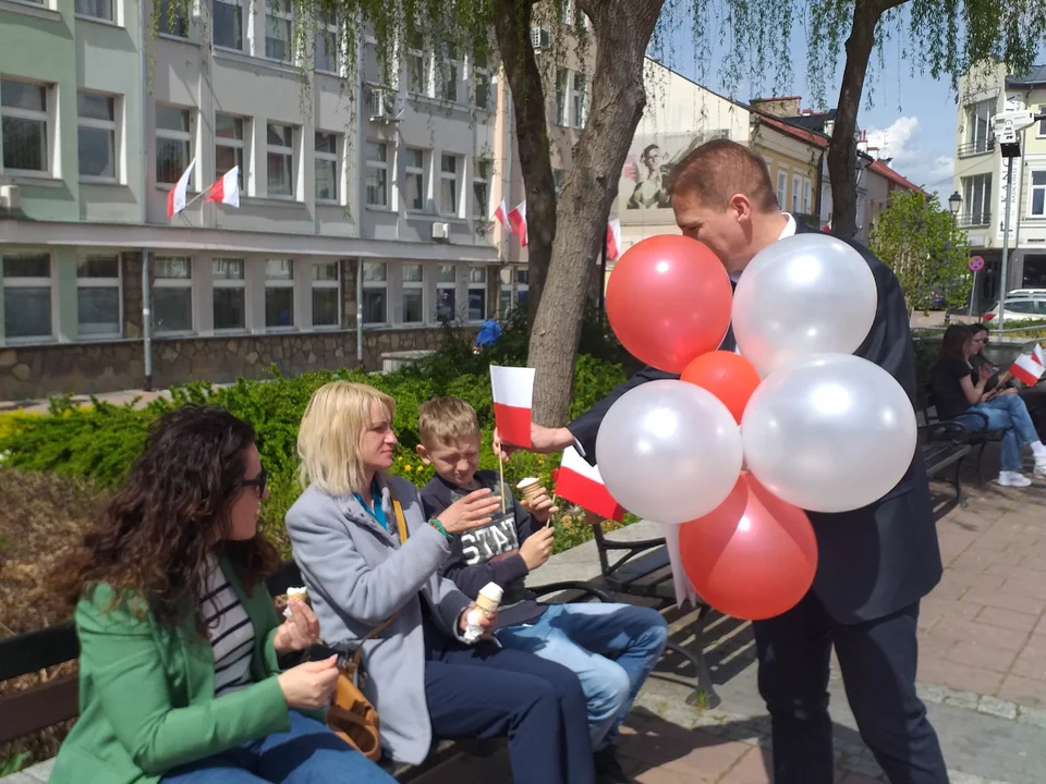 Dzień Flagi w Sanoku. Kochamy biało-czerwoną [ZDJĘCIA] - Zdjęcie główne