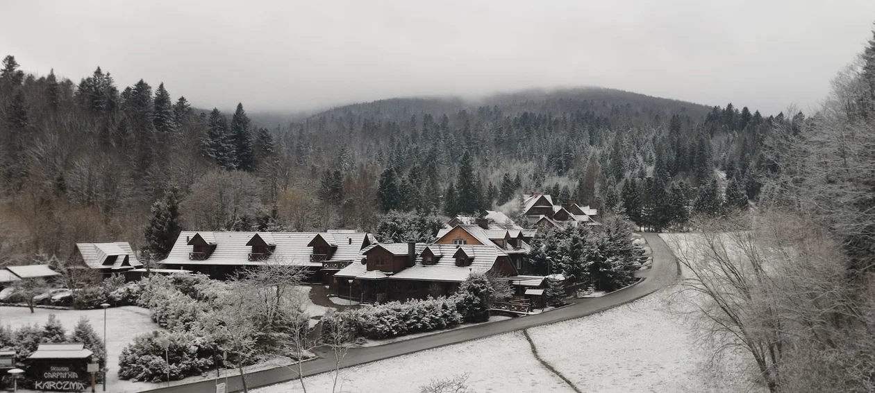 Wiosenny śnieg w Bieszczadach