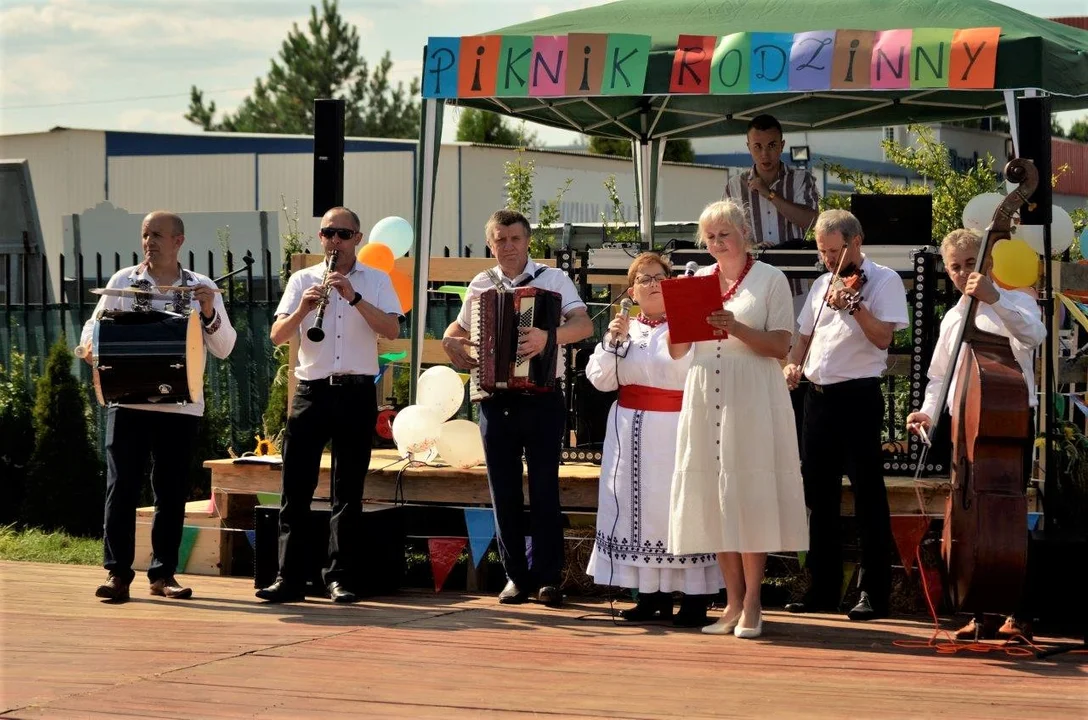 Imprezowy weekend w powiecie kolbuszowskim. Tak bawili się mieszkańcy Raniżowa, Wilczej Woli i Widełki [ZDJĘCIA] - Zdjęcie główne