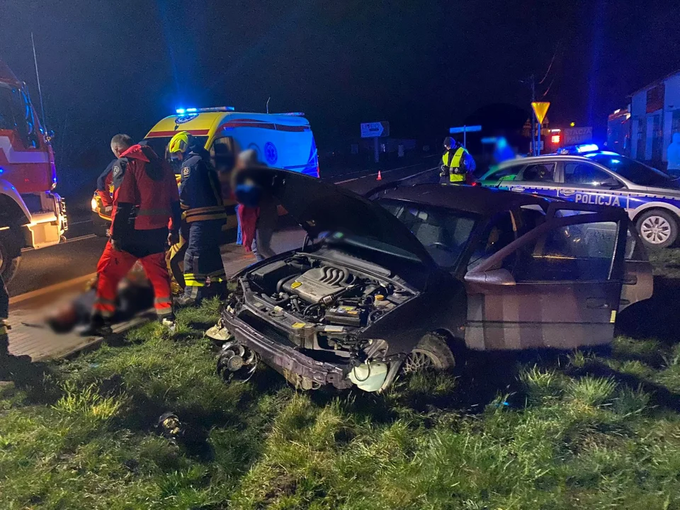 Wypadek samochodu w Raniżowie na DW875