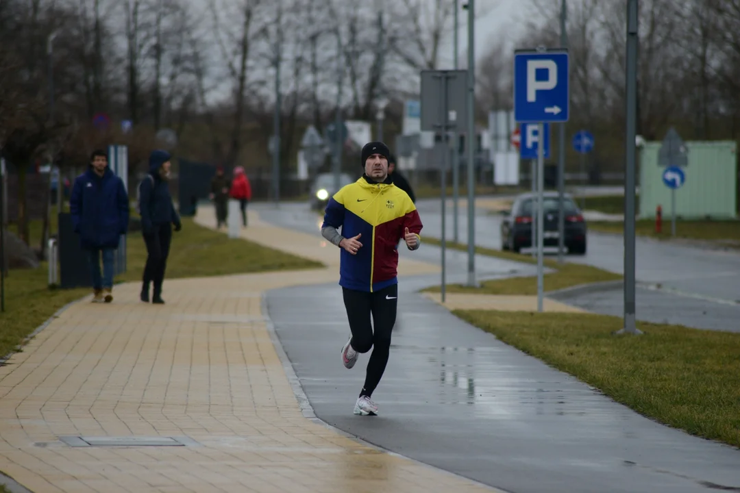 XI Bieg Zimowy wokół Jeziora Tarnobrzeskiego oraz Yeti Run Zimowy Bieg w Szortach