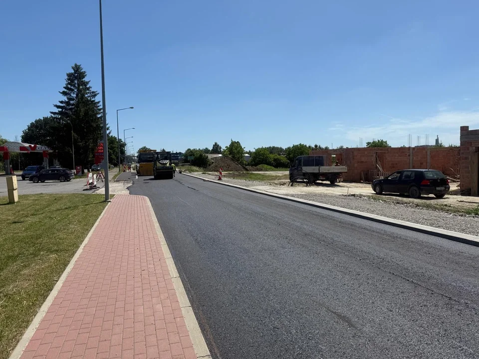 Modernizacja drogi gminnej wewnętrznej w Złotnikach (przedłużenie ul. Traugutta)