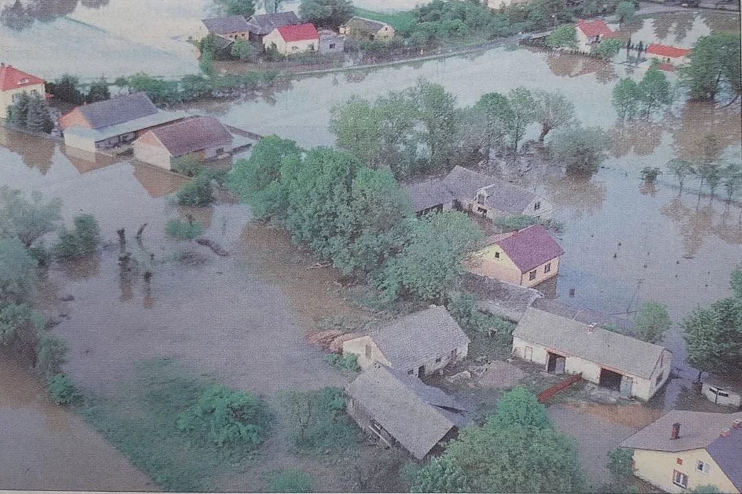 Powódź stulecia w 2010 roku w naszym powiecie [ZDJĘCIA] - Zdjęcie główne