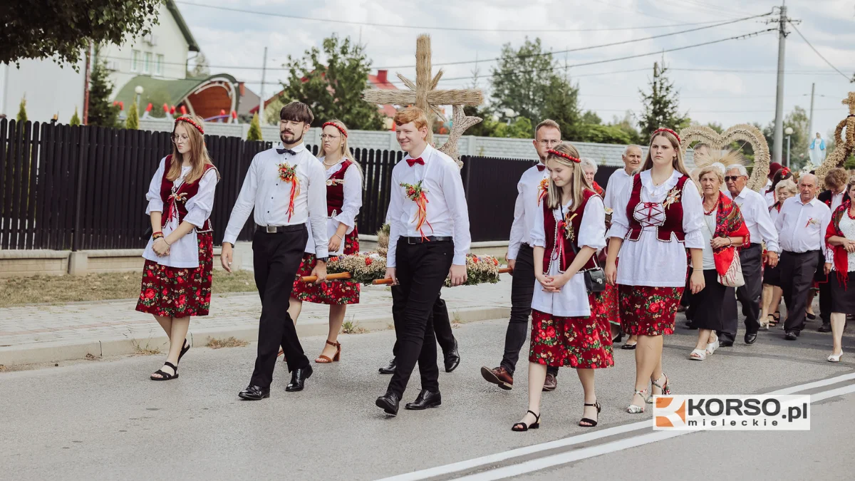 Dożynki Gminy Gawłuszowice. Poszanowanie tradycji i gościnność mieszkańców [ZDJĘCIA] - Zdjęcie główne