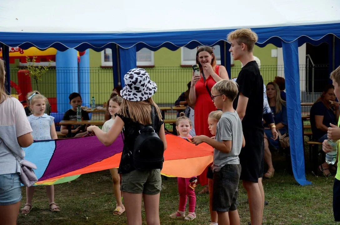 Tak mieszkańcy bawili się na pikniki w Nowej Wsi.