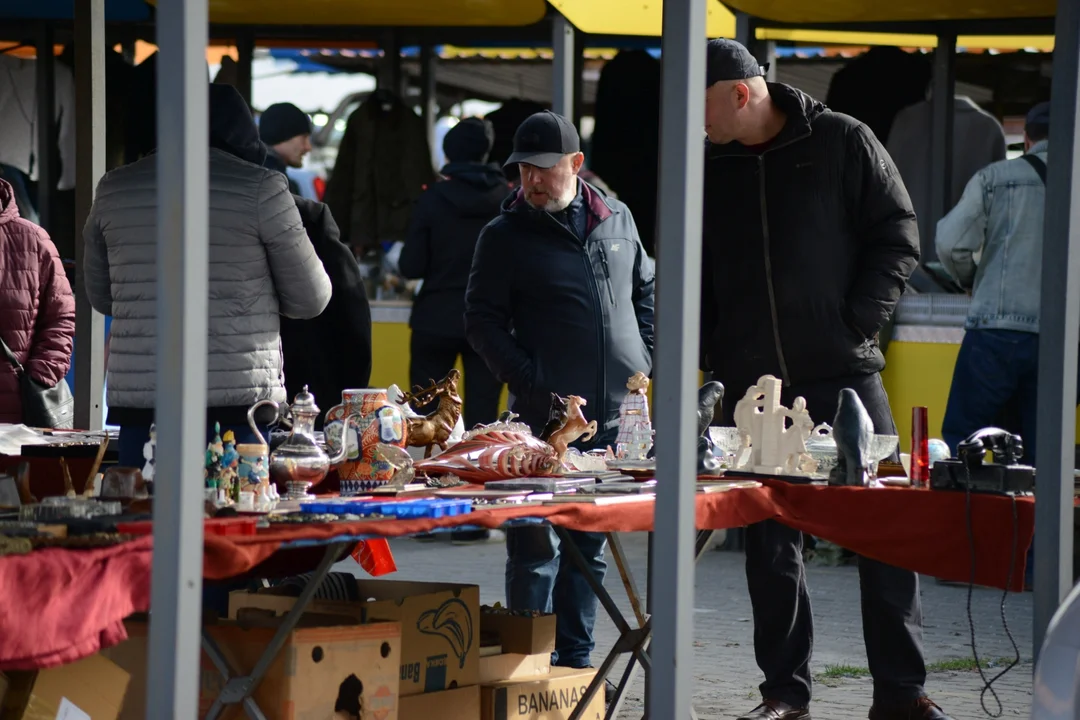 Weekendowe handlowanie w Tarnobrzegu. Zobaczcie zdjęcia
