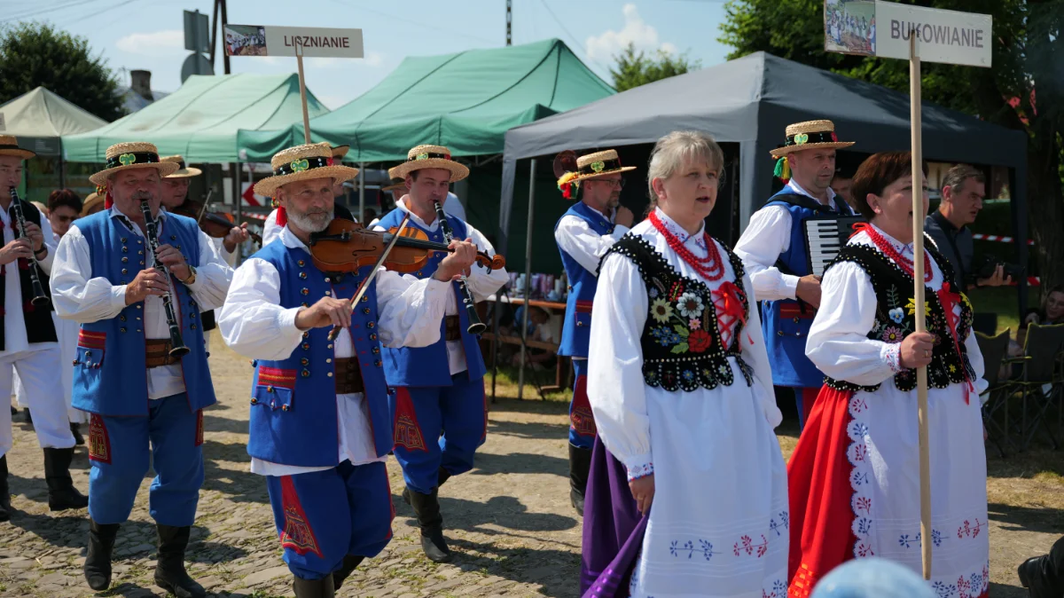 Zjazd Kapel Ludowych w Mrzygłodzie - Kolejna doskonała edycja pełna muzyki i smaku [ZDJĘCIA] - Zdjęcie główne