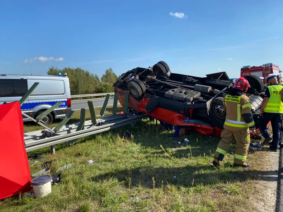 Dwie osoby nie żyją! Piętnaście rannych - wypadek na A4 koło Rzeszowa