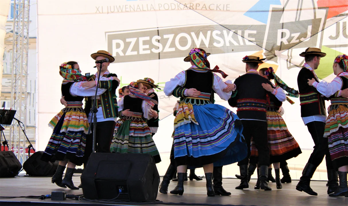 Juwenalia 2023: Występ zespołu Połoniny oraz przekazanie klucza na rzeszowskim Rynku