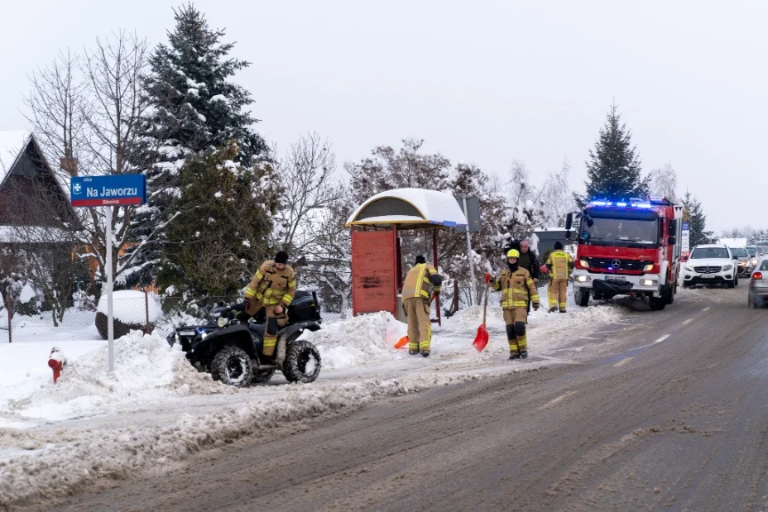 Strażacy z OSP pomagają w odśnieżaniu miasta! Podziękowania od prezydenta [ZDJĘCIA]