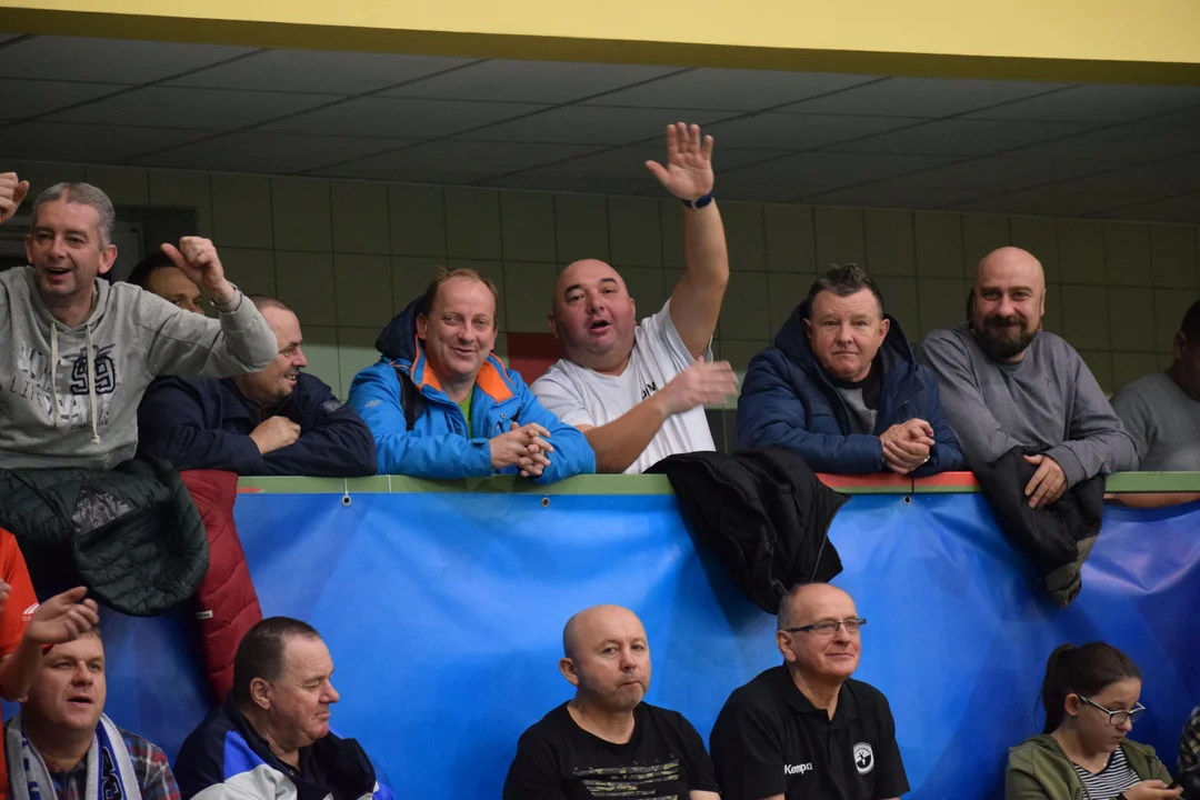 Kibice Handball Stali Mielec na meczu z Sosnowcem [ZDJĘCIA, VIDEO] - Zdjęcie główne