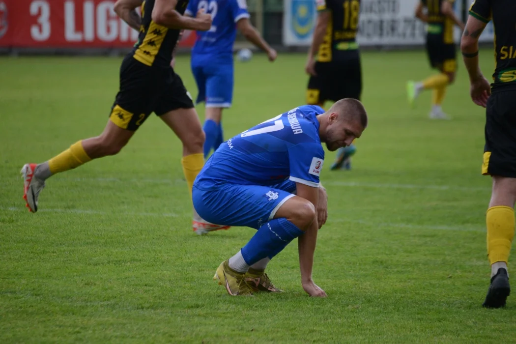 Trzecia liga, grupa 4: Siarka Tarnobrzeg - Sokół Sieniawa 2:0